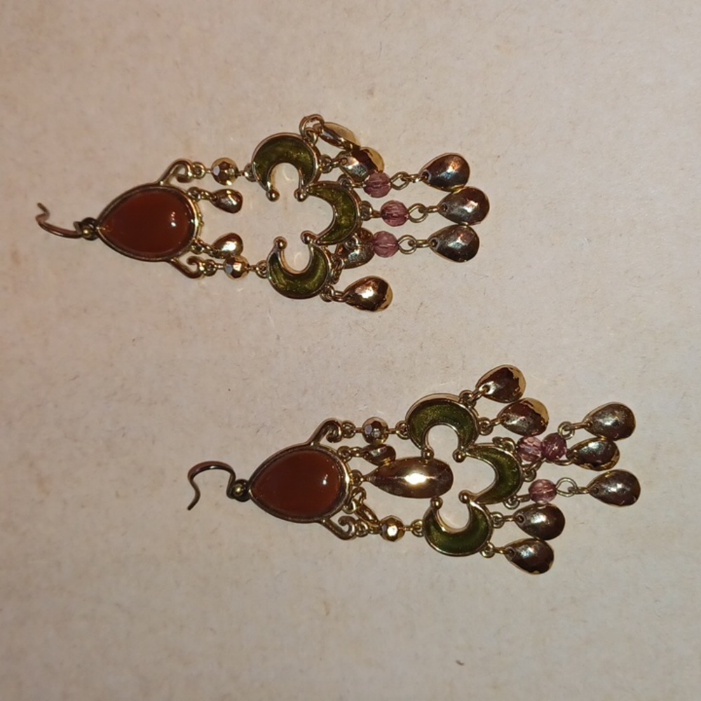 Woman's earrings